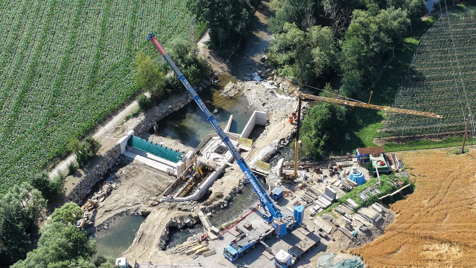 Kraftwerksbaustelle KW Kulmmühle mit Klappenmontage
